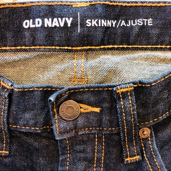 2/$20 Old Navy skinny jeans - Picture 1 of 5